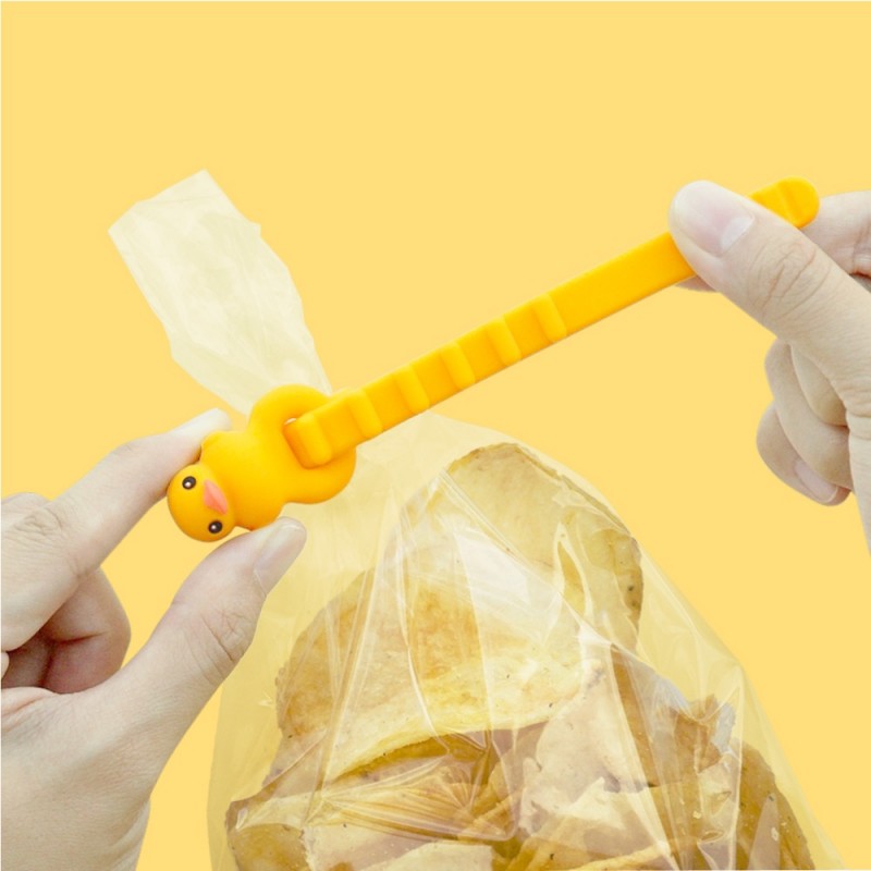 綁帶設計八段卡槽，手拉處凹刻防滑