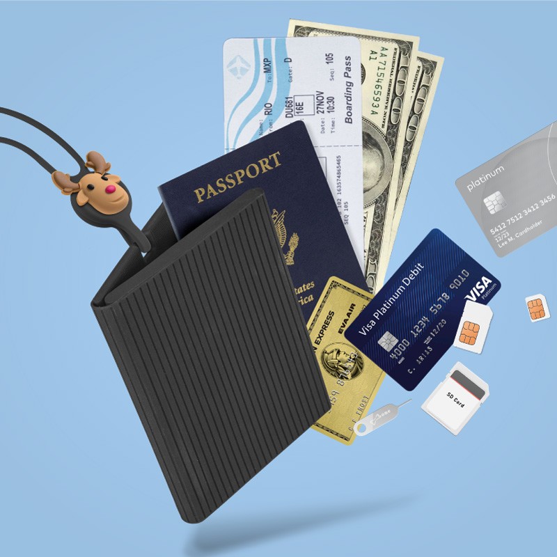 頸掛護照套，出國旅行隨身必備品一次帶齊，護照、登機證、信用卡、記憶卡等貼身攜帶，便於快速辦理登機手續輕鬆通關，優雅出發