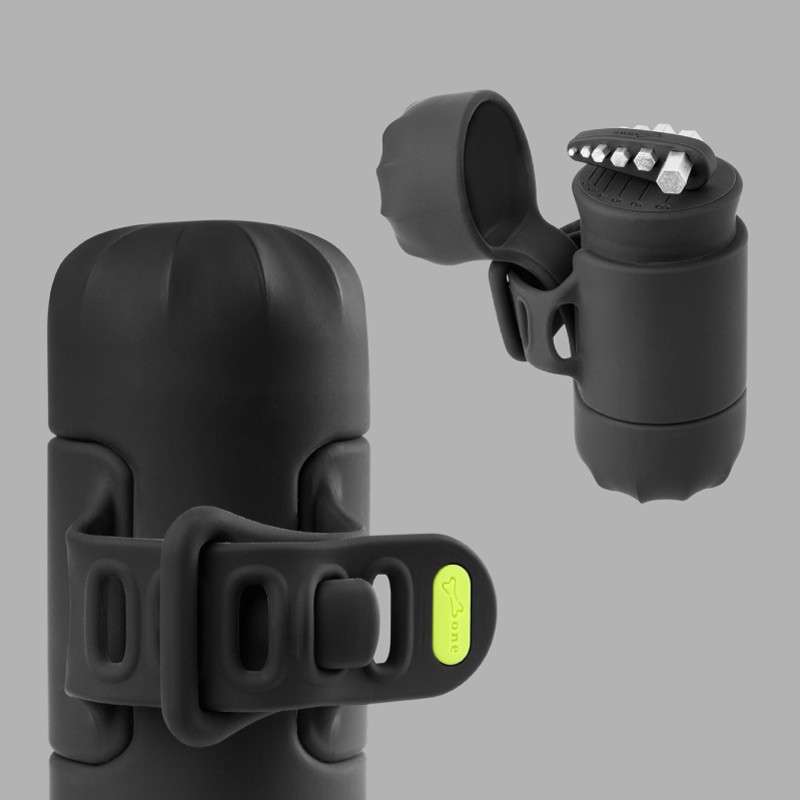 在戶外騎乘遇爆胎時，可使用《補胎組工具組》解決緊急狀況快速補胎，單獨在外騎乘也不擔心爆胎無人求助