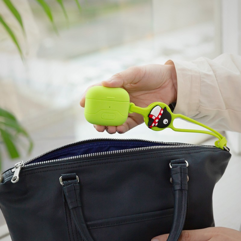手掛繩設計，可以掛包包，快速容易拿取，方便快速找到Apple耳機