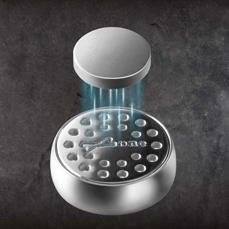 金屬不銹鐵磁吸扣，強力磁性方便固定於口罩，可愛角色造型增添個人風格