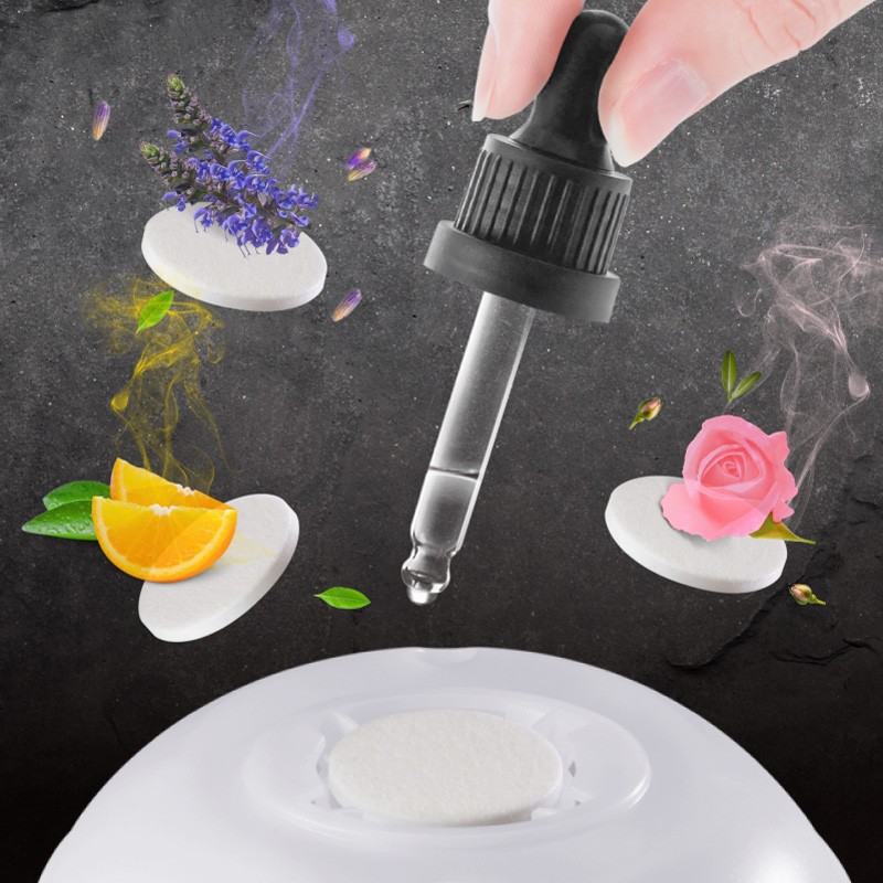 無水擴香機，滴上喜愛的天然薰衣草精油，讓香氣縈繞，搭配情境燈，雙重享受加倍紓壓